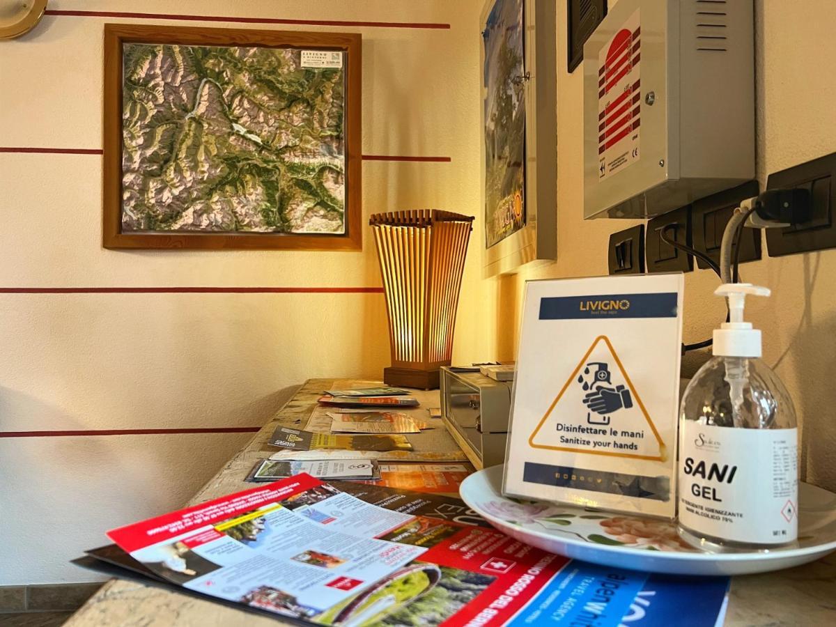 Garni Francescato Hotel Livigno Bagian luar foto