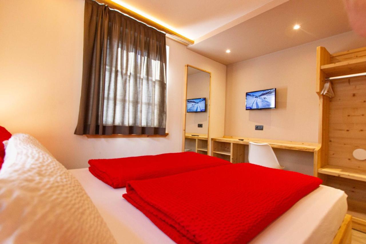 Garni Francescato Hotel Livigno Bagian luar foto
