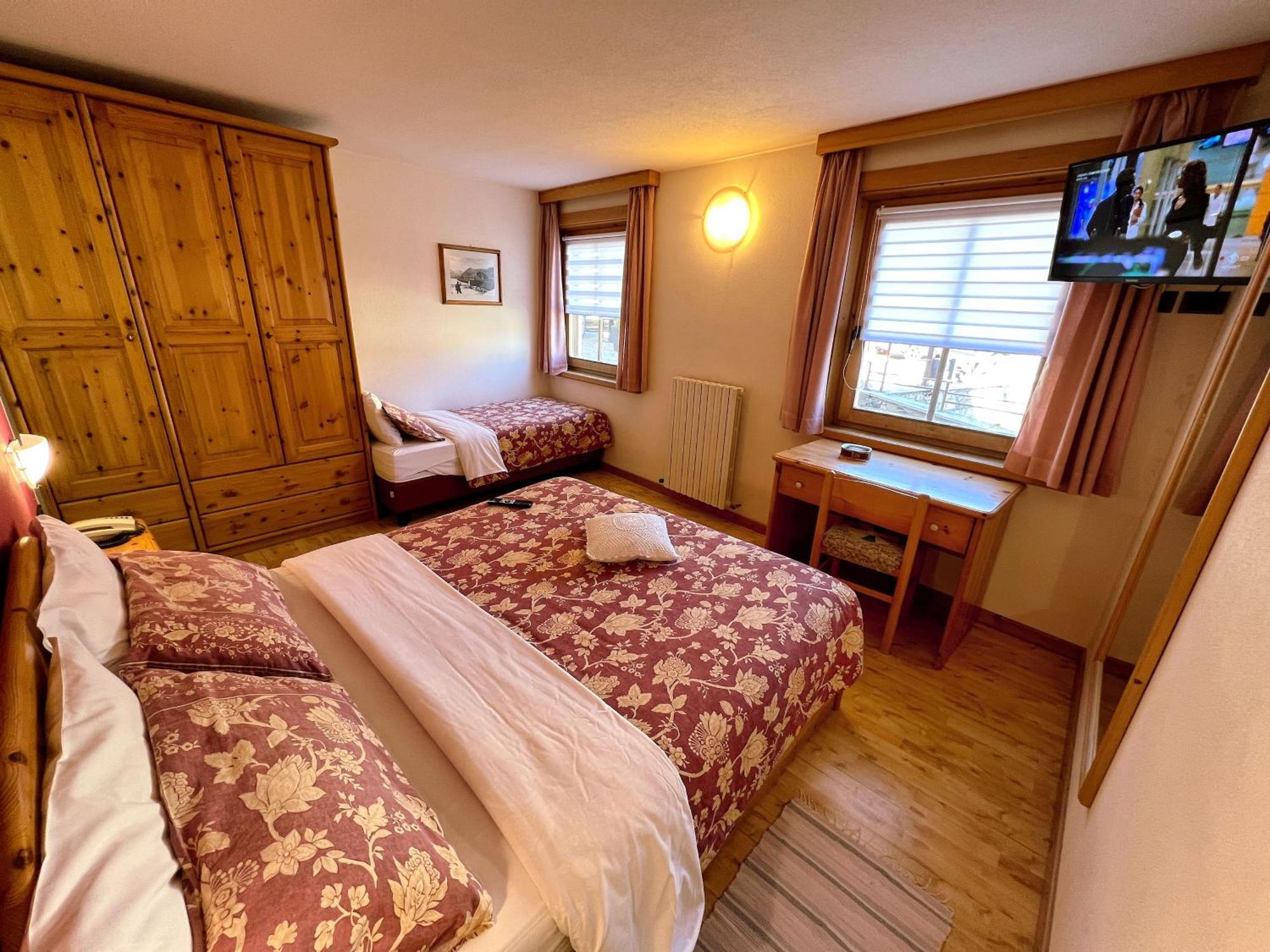 Garni Francescato Hotel Livigno Bagian luar foto