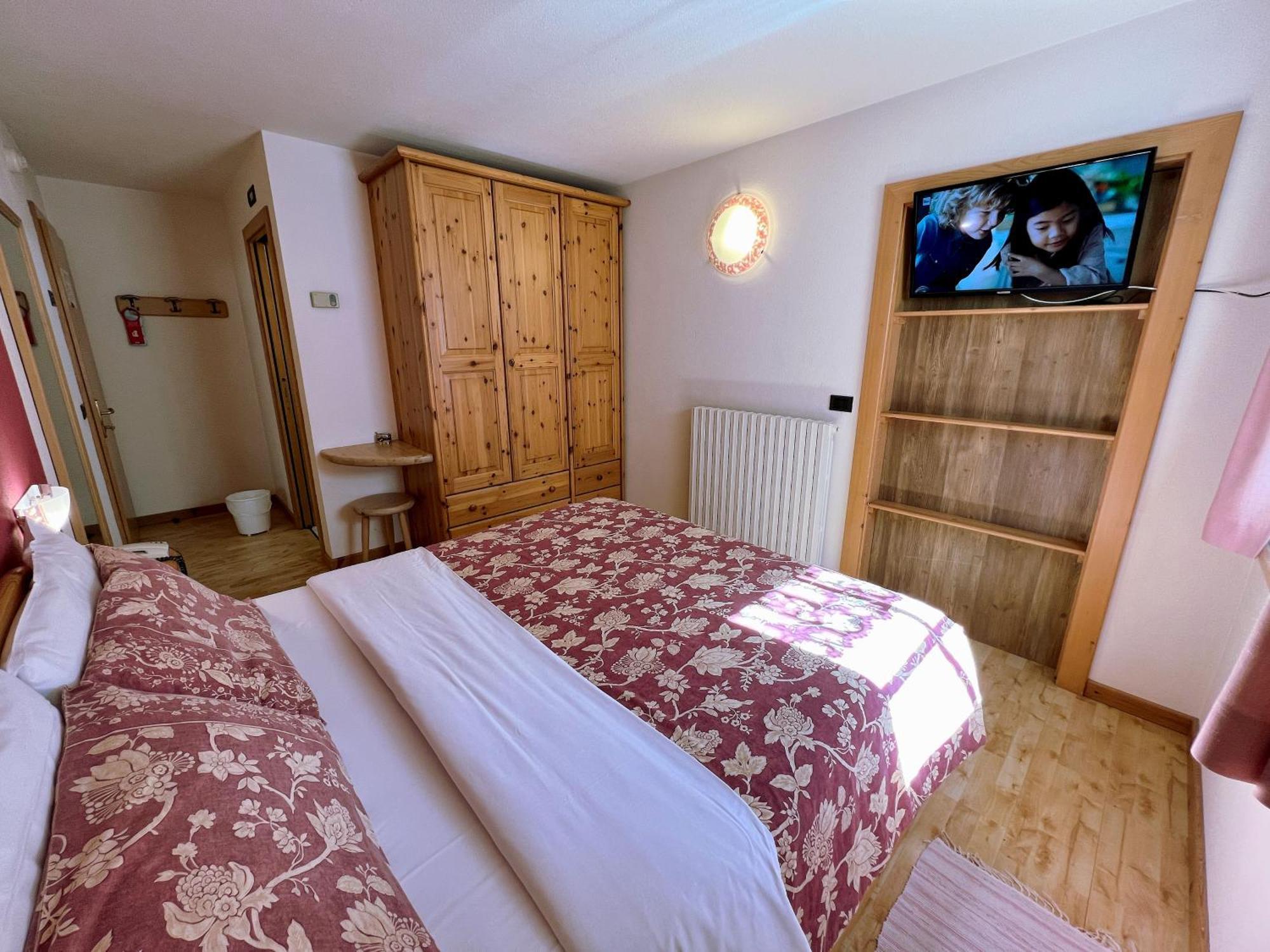 Garni Francescato Hotel Livigno Bagian luar foto
